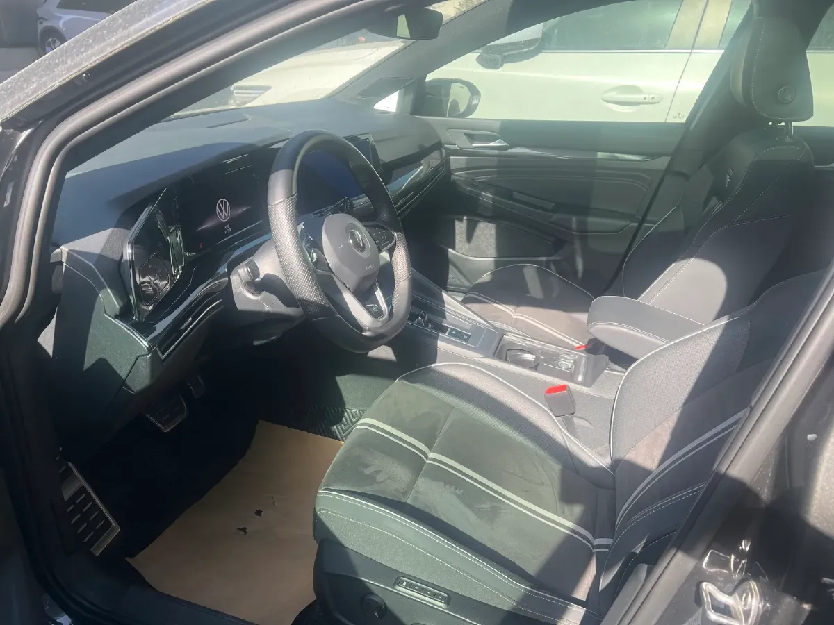 2023 Volkswagen Golf 1.4T 150HP L4 7DCT,autocango,china used car exporter,china ev exporter,chinese used car exporter,chinese used ev exporter