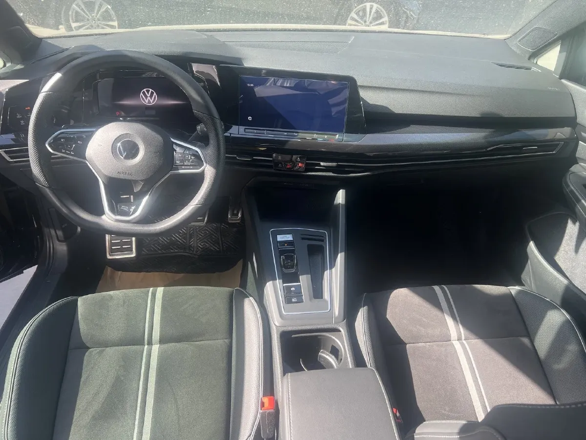 2023 Volkswagen Golf 1.4T 150HP L4 7DCT,autocango,china used car exporter,china ev exporter,chinese used car exporter,chinese used ev exporter