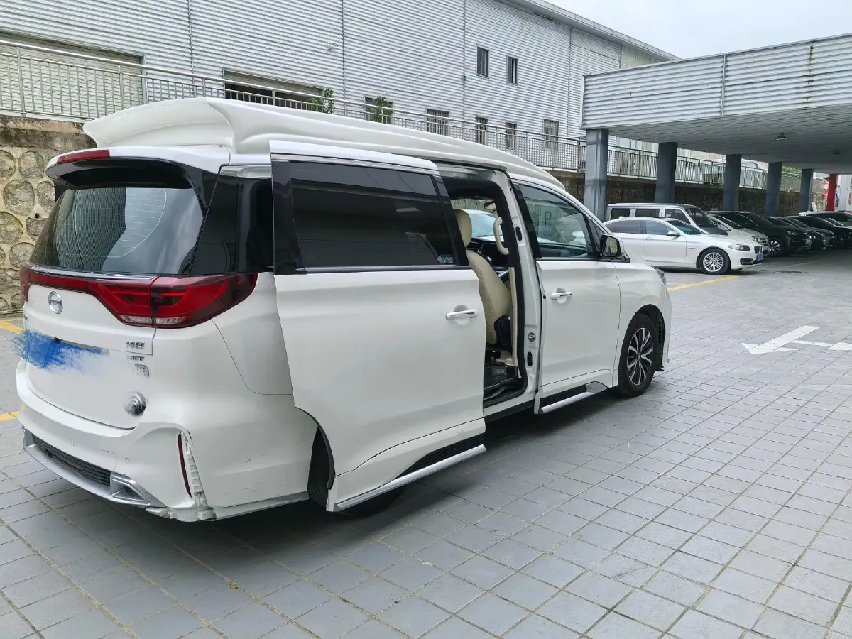 2021 GAC Trumpchi M8 2.0T 252HP L4 8AT,autocango,china used car exporter,china ev exporter,chinese used car exporter,chinese used ev exporter