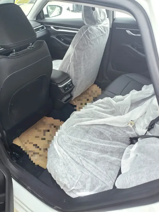 2025 Geely Emgrand 1.5L 127HP L4 CVT,autocango,china used car exporter,china ev exporter,chinese used car exporter,chinese used ev exporter