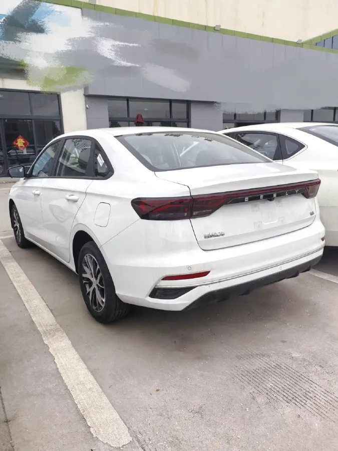 2025 Geely Emgrand 1.5L 127HP L4 CVT,autocango,china used car exporter,china ev exporter,chinese used car exporter,chinese used ev exporter