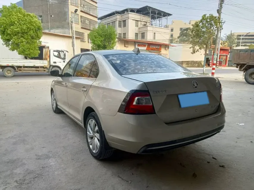 2019 Skoda Rapid Spaceback 1.5L 110HP L4 6AT,autocango,china used car exporter,china ev exporter,chinese used car exporter,chinese used ev exporter