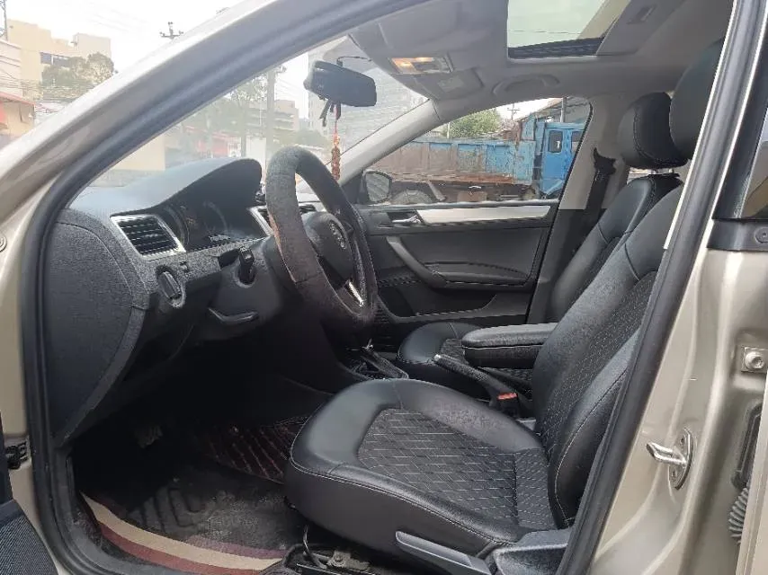 2019 Skoda Rapid Spaceback 1.5L 110HP L4 6AT,autocango,china used car exporter,china ev exporter,chinese used car exporter,chinese used ev exporter