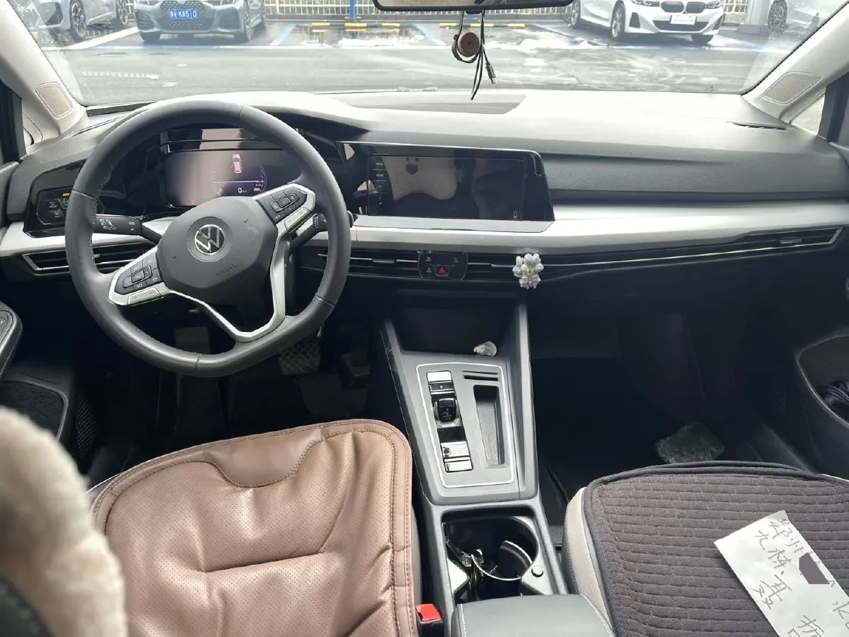 2023 Volkswagen Golf 1.4T 150HP L4 7DCT,autocango,china used car exporter,china ev exporter,chinese used car exporter,chinese used ev exporter
