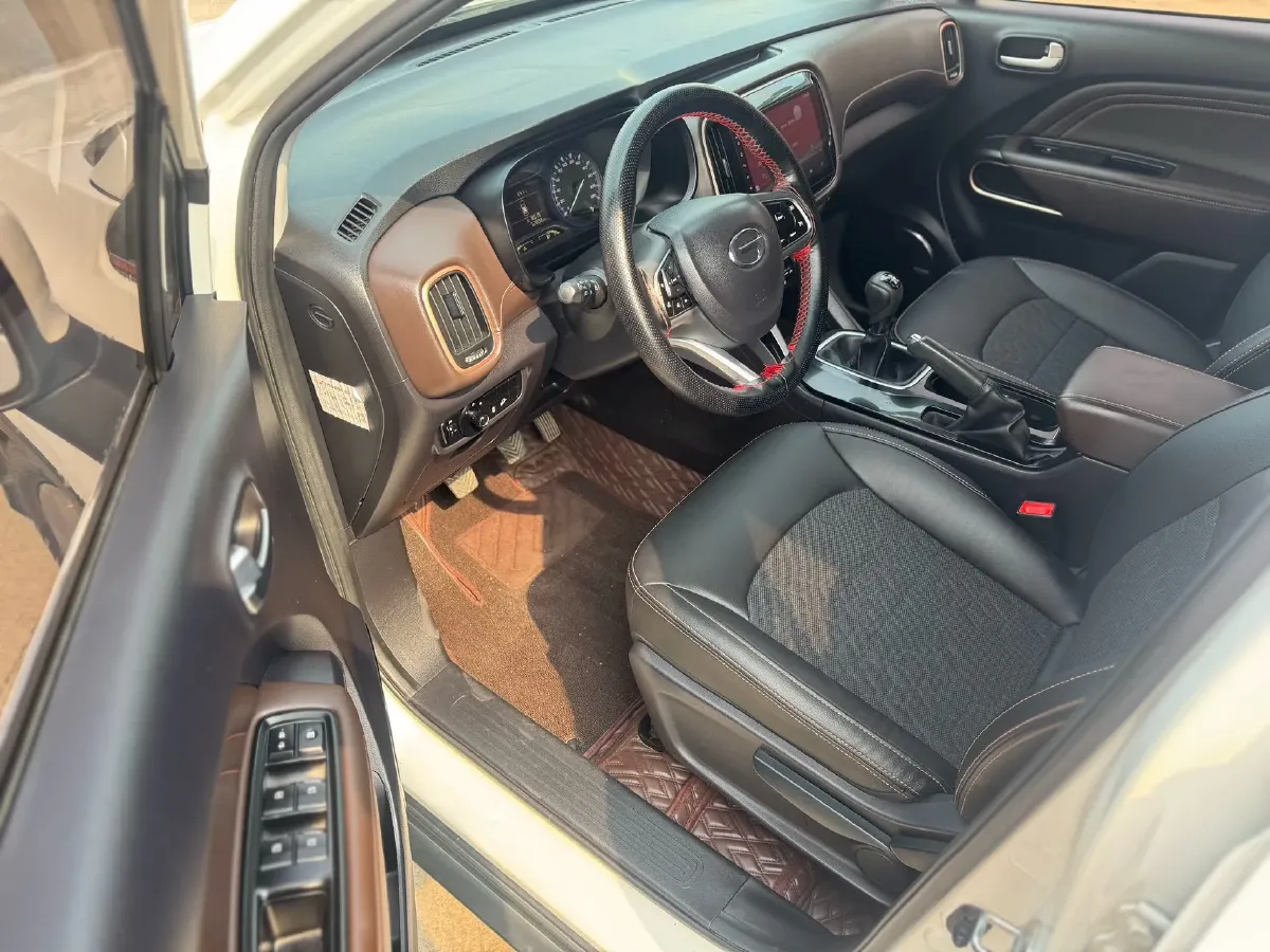 2017 GAC Trumpchi GS3 1.5L 114HP L4 5MT,autocango,china used car exporter,china ev exporter,chinese used car exporter,chinese used ev exporter