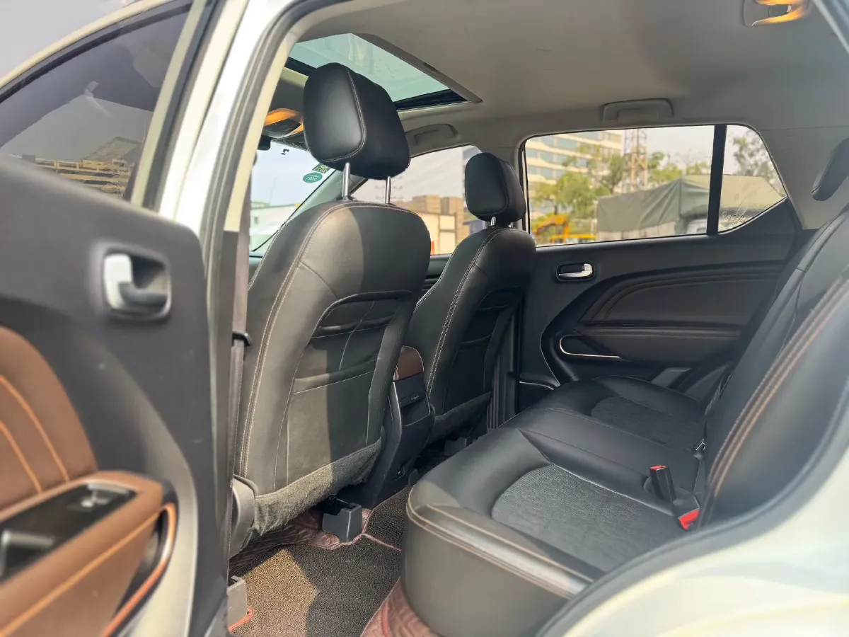 2017 GAC Trumpchi GS3 1.5L 114HP L4 5MT,autocango,china used car exporter,china ev exporter,chinese used car exporter,chinese used ev exporter