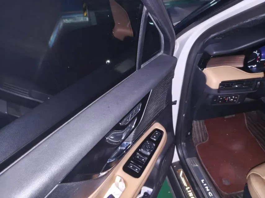 2020 Lexus CT 1.8L 99HP L4 E-CVT Hybrid,autocango,china used car exporter,china ev exporter,chinese used car exporter,chinese used ev exporter