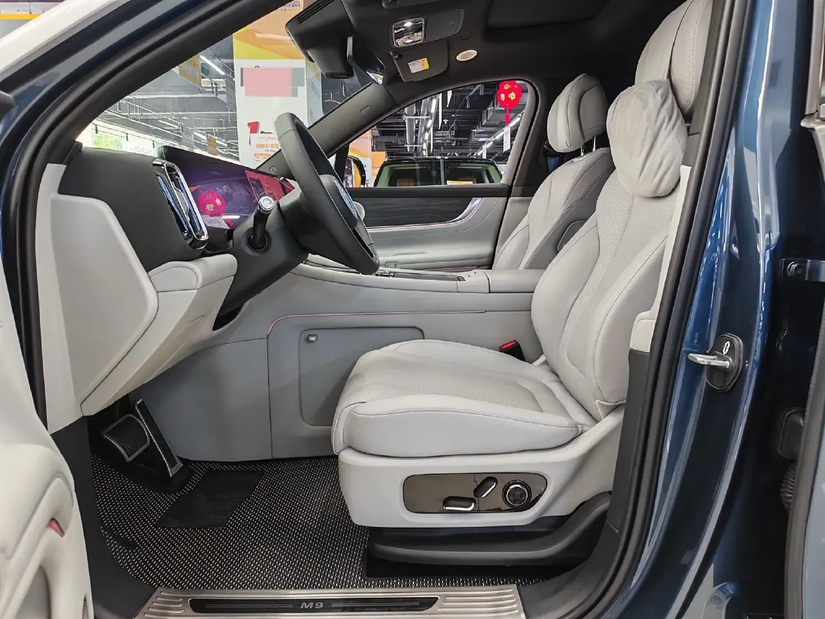 2024 AITO AITO M9 1.5T 152HP L4 REEV 42KWH,autocango,china used car exporter,china ev exporter,chinese used car exporter,chinese used ev exporter