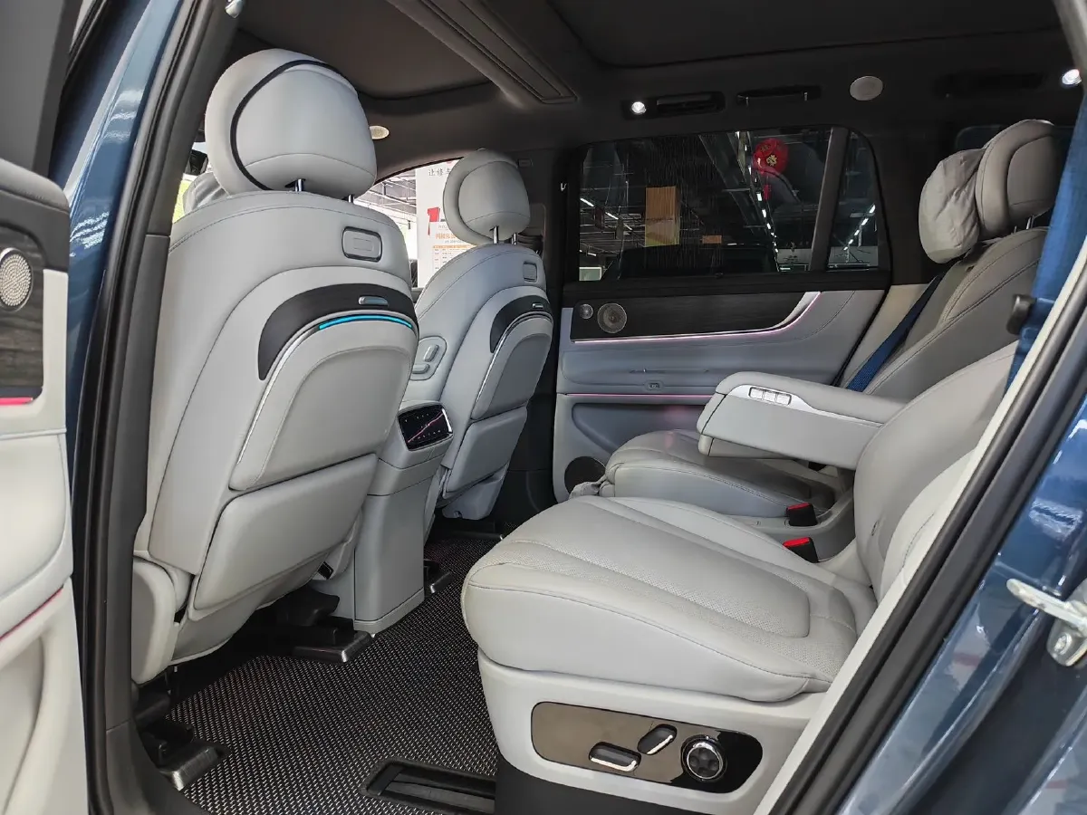 2024 AITO AITO M9 1.5T 152HP L4 REEV 42KWH,autocango,china used car exporter,china ev exporter,chinese used car exporter,chinese used ev exporter