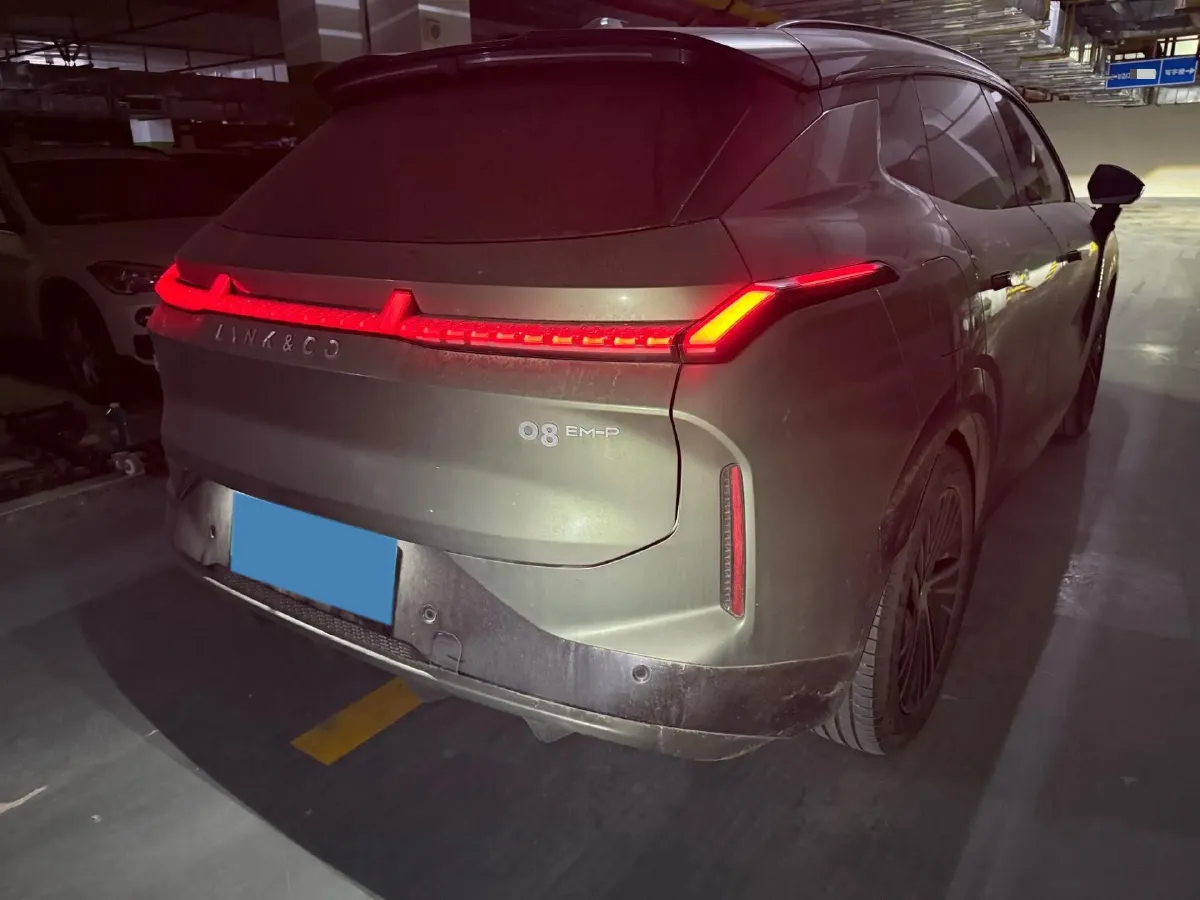 2023 LYNK&CO 08 EM-P 1.5T 163HP L4 3DHT PHEV 39.8KWH,autocango,china used car exporter,china ev exporter,chinese used car exporter,chinese used ev exporter