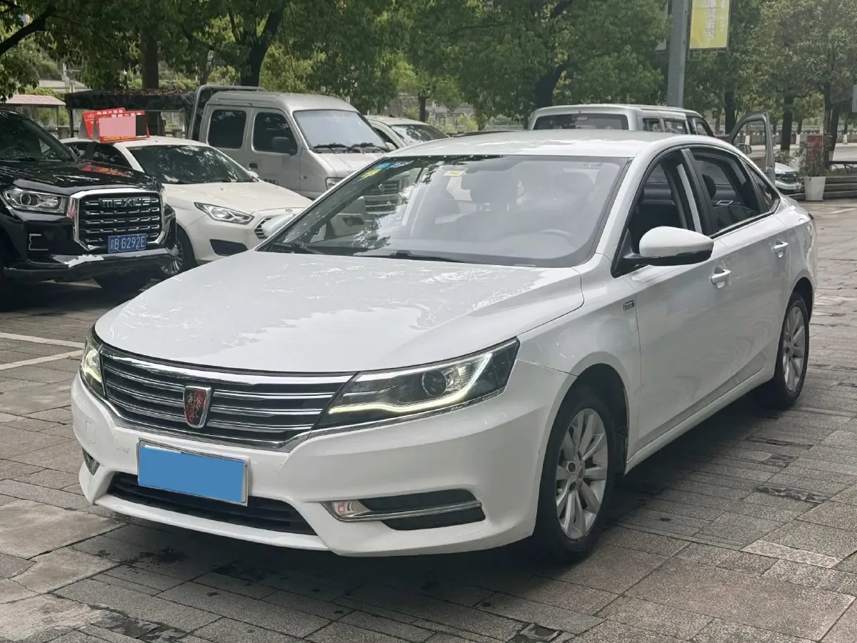 2018 Roewe i6 1.0T 125HP L3 7DCT,autocango,china used car exporter,china ev exporter,chinese used car exporter,chinese used ev exporter