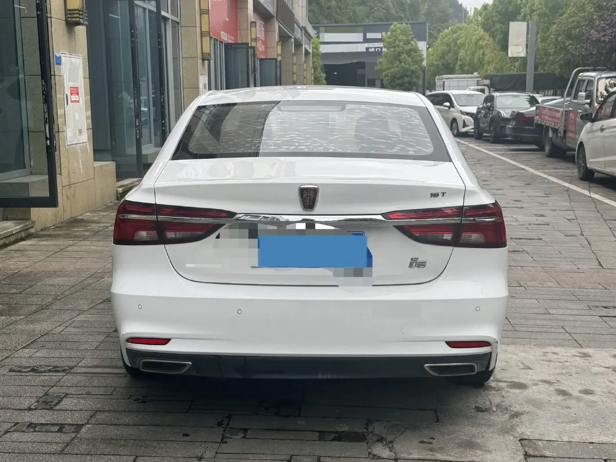 2018 Roewe i6 1.0T 125HP L3 7DCT,autocango,china used car exporter,china ev exporter,chinese used car exporter,chinese used ev exporter