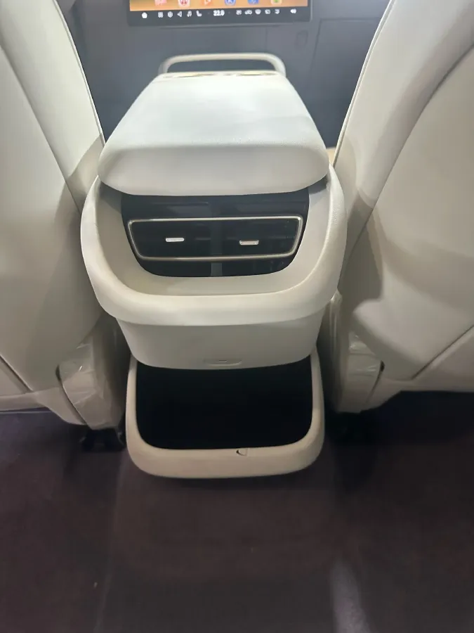 2025 Avatr 06 REEV 156HP REEV,autocango,china used car exporter,china ev exporter,chinese used car exporter,chinese used ev exporter