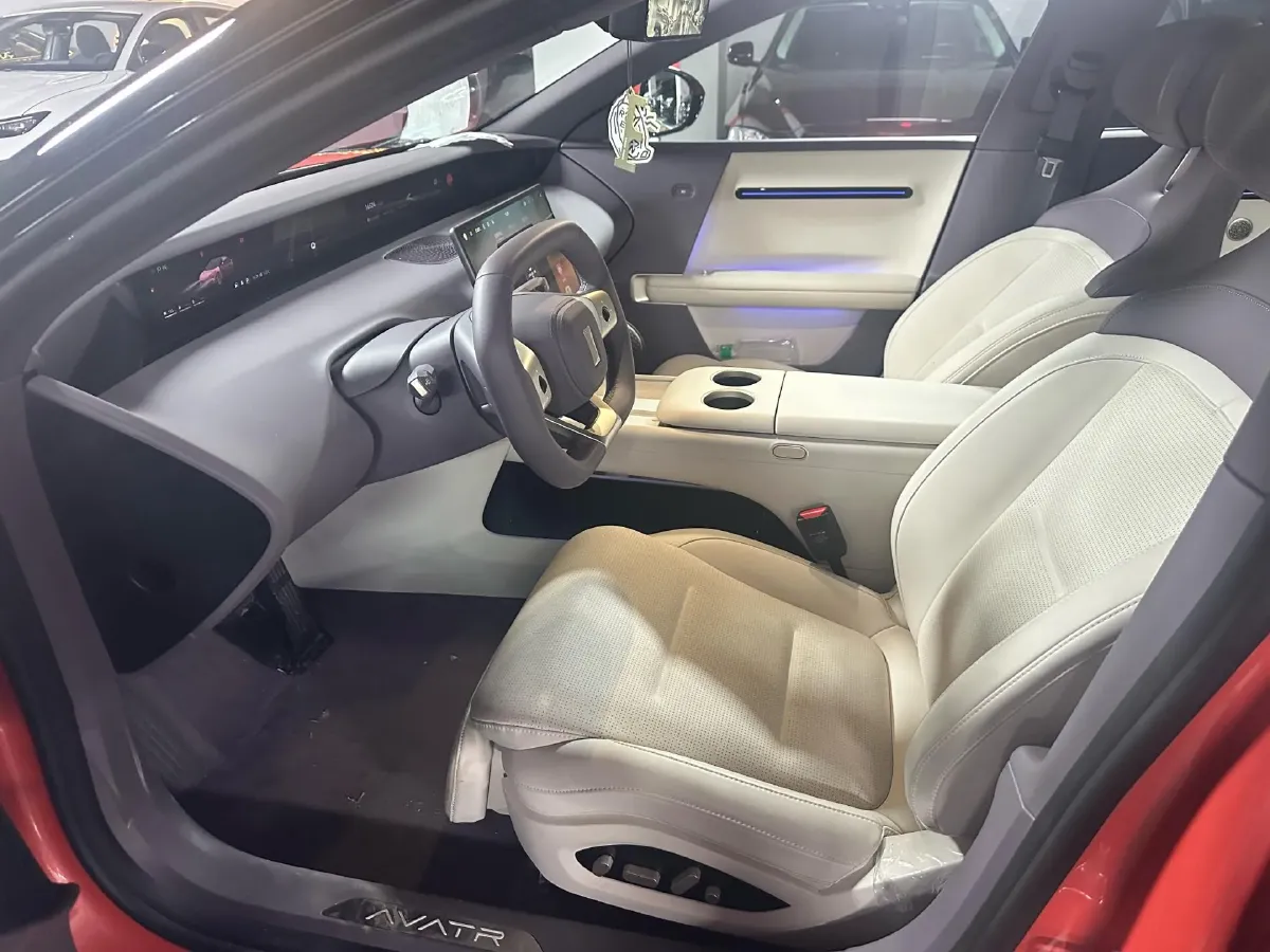 2025 Avatr 06 REEV 156HP REEV,autocango,china used car exporter,china ev exporter,chinese used car exporter,chinese used ev exporter