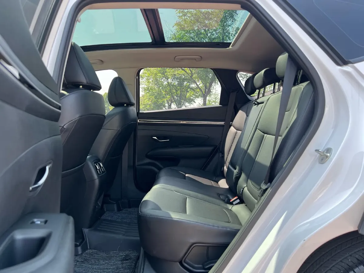 2023 Hyundai Tucson 1.5T 200HP L4 8AT,autocango,china used car exporter,china ev exporter,chinese used car exporter,chinese used ev exporter