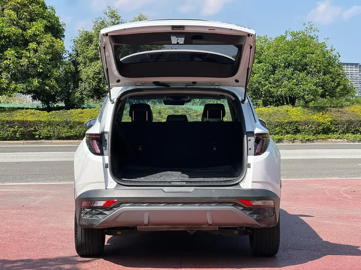 2023 Hyundai Tucson 1.5T 200HP L4 8AT,autocango,china used car exporter,china ev exporter,chinese used car exporter,chinese used ev exporter