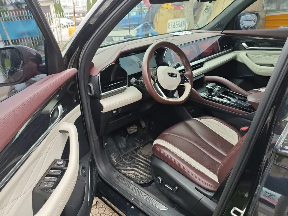 2021 Geely Monjaro 2.0T 218HP L4 7DCT,autocango,china used car exporter,china ev exporter,chinese used car exporter,chinese used ev exporter