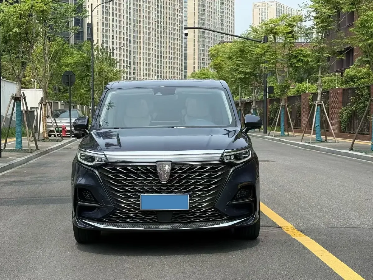2022 Roewe iMAX8 2.0T 234HP L4 8AT,autocango,china used car exporter,china ev exporter,chinese used car exporter,chinese used ev exporter