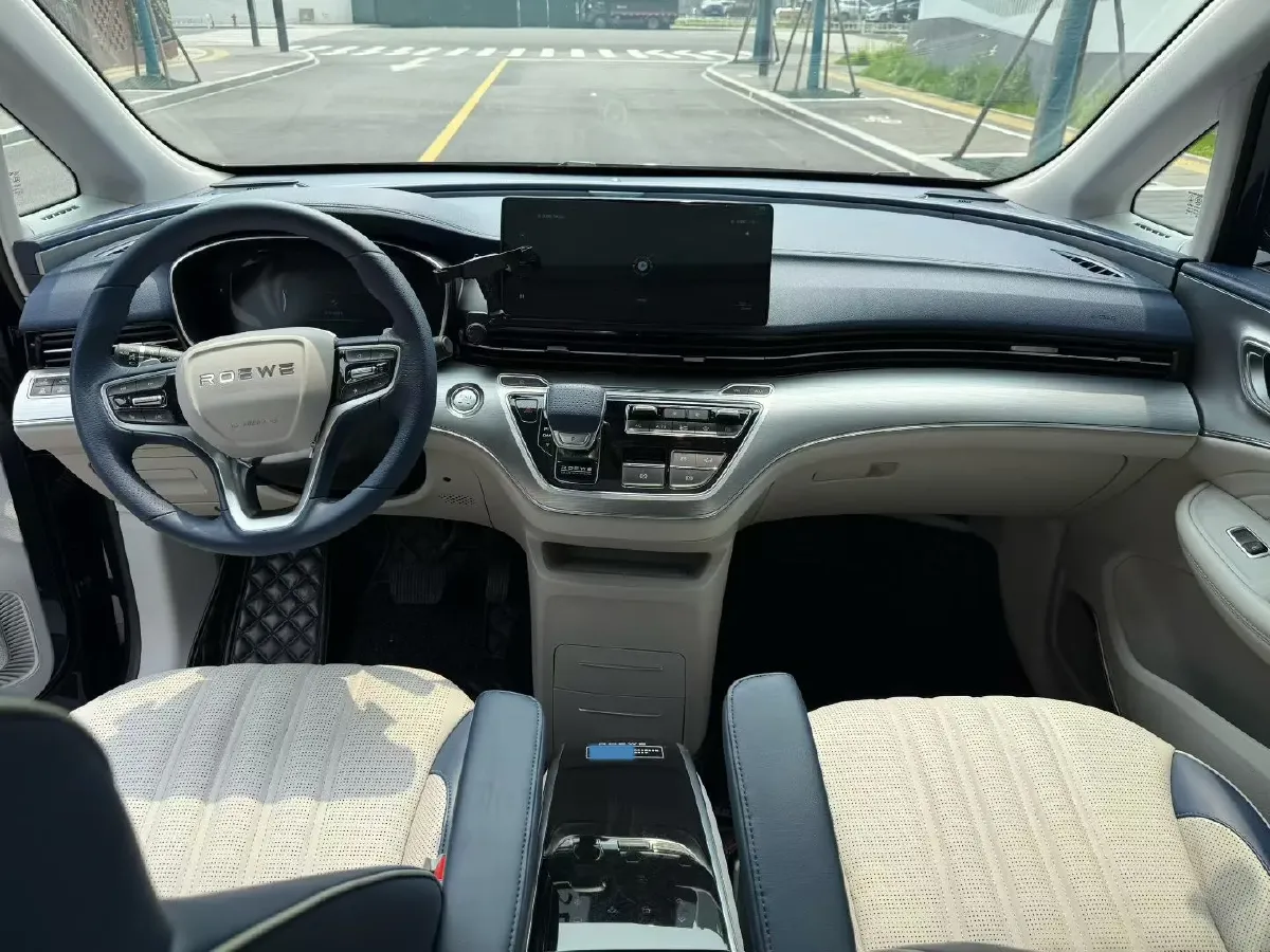 2022 Roewe iMAX8 2.0T 234HP L4 8AT,autocango,china used car exporter,china ev exporter,chinese used car exporter,chinese used ev exporter