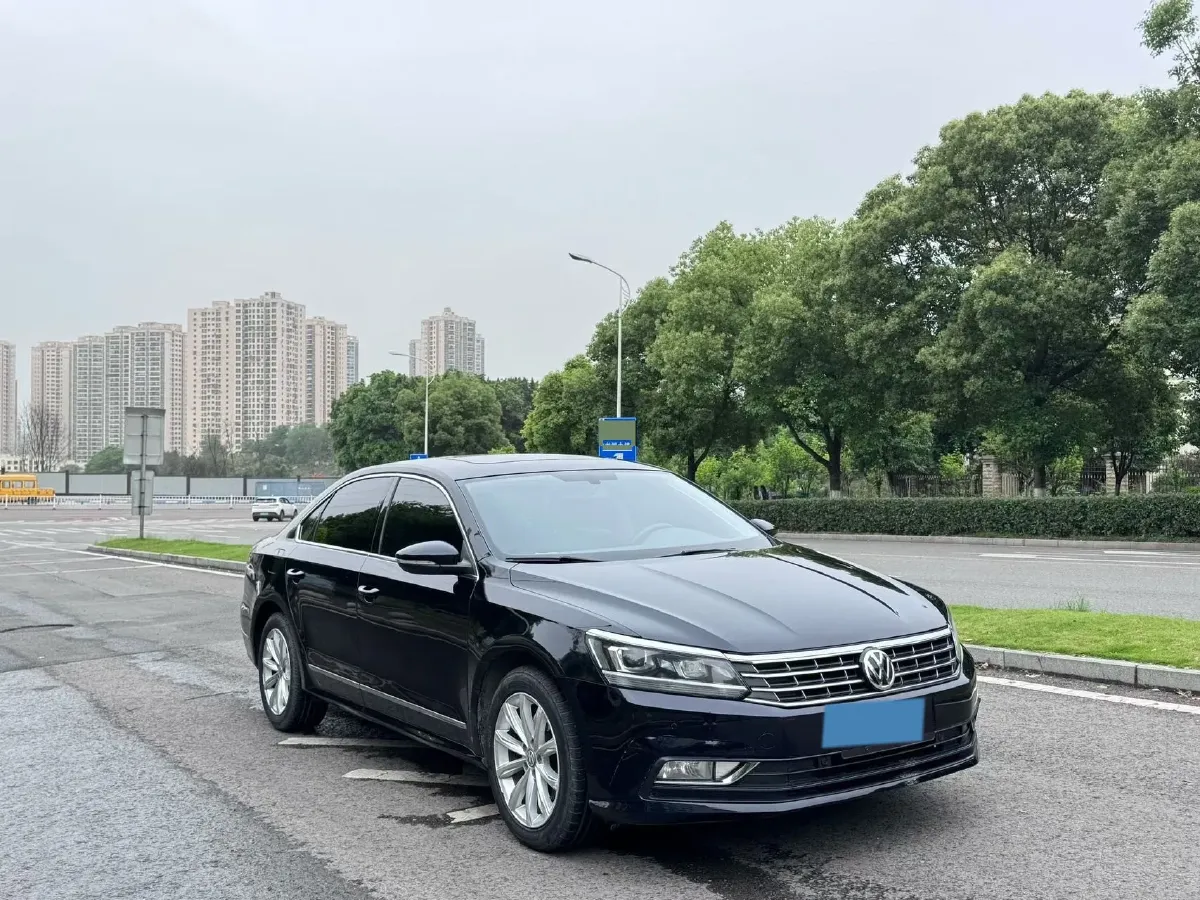 2017 Volkswagen Passat 1.8T 180HP L4 7DCT,autocango,china used car exporter,china ev exporter,chinese used car exporter,chinese used ev exporter