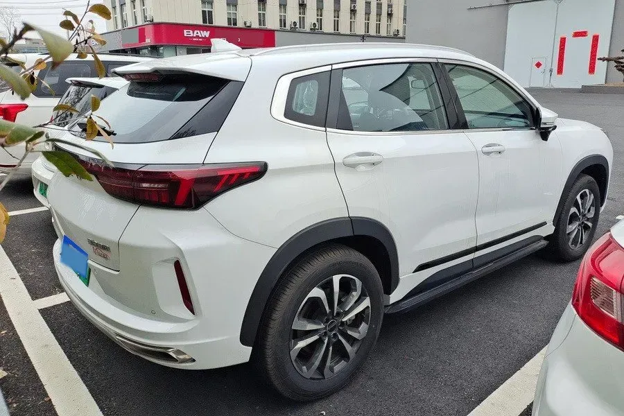 2022 DongFeng Forthing T5 1.5T 165HP L4 6AT,autocango,china used car exporter,china ev exporter,chinese used car exporter,chinese used ev exporter