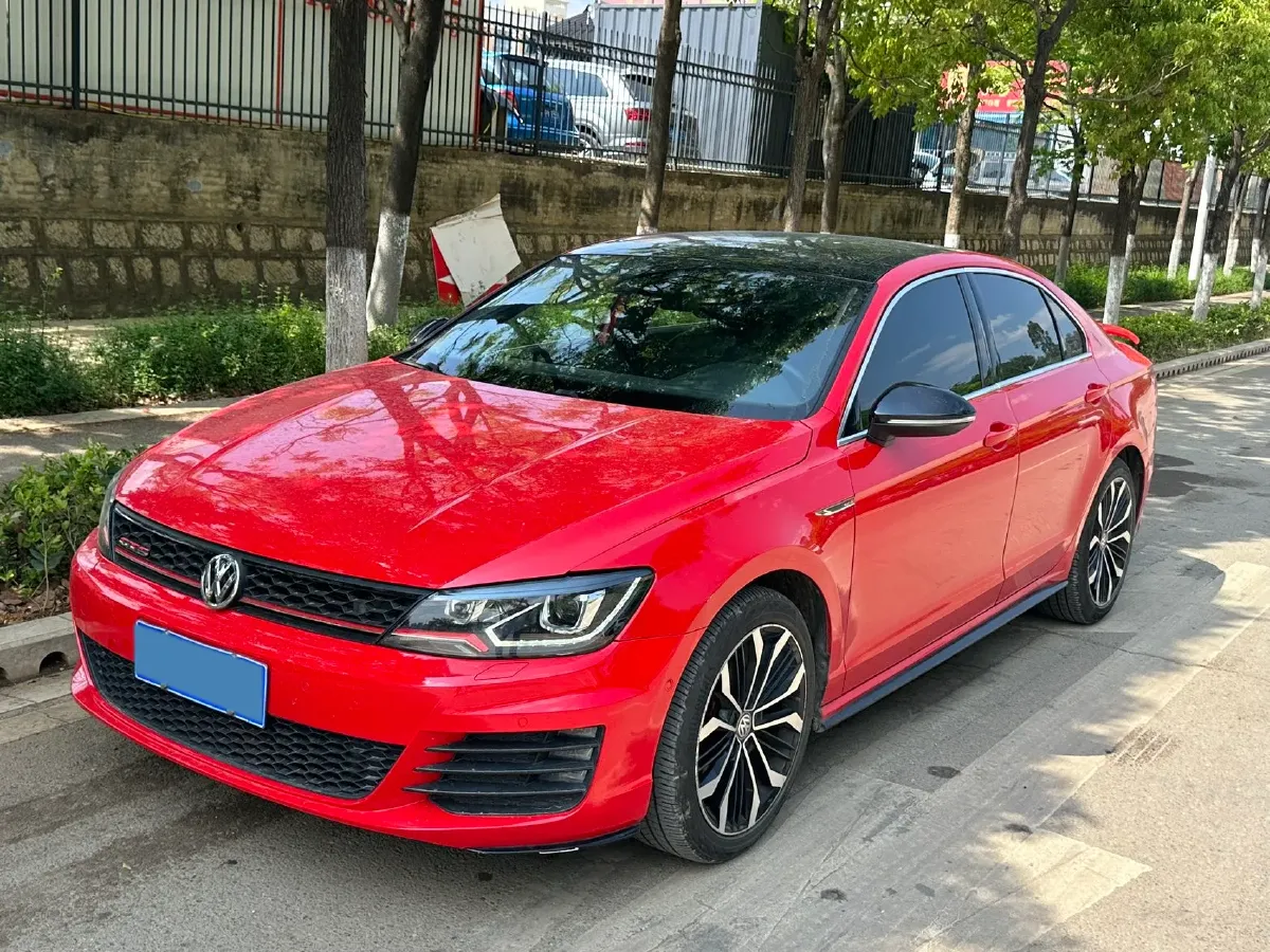 2017 Volkswagen Lamando 2.0T 220HP L4 7DCT,autocango,china used car exporter,china ev exporter,chinese used car exporter,chinese used ev exporter