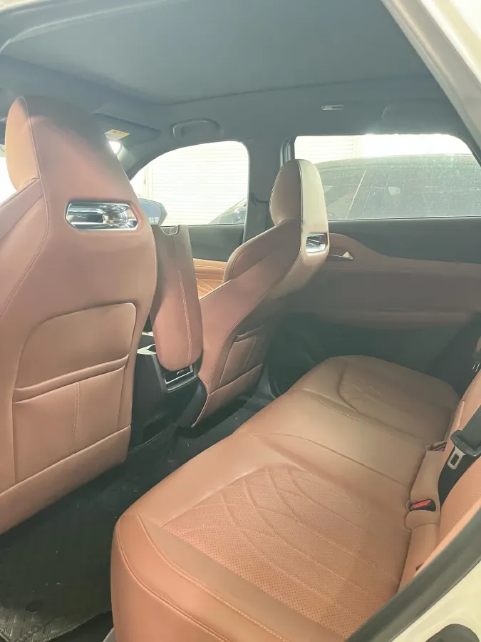 2024 ChangAn UNI-Z 1.5L 98HP L4 E-CVT PHEV 18.4KWH,autocango,china used car exporter,china ev exporter,chinese used car exporter,chinese used ev exporter