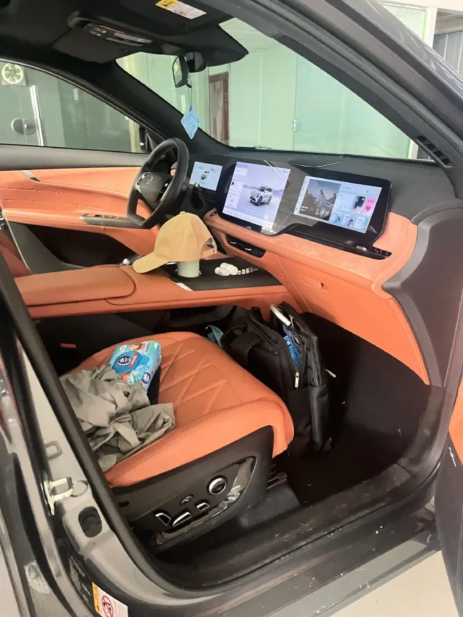 2024 ChangAn UNI-Z 1.5L 98HP L4 E-CVT PHEV 18.4KWH,autocango,china used car exporter,china ev exporter,chinese used car exporter,chinese used ev exporter