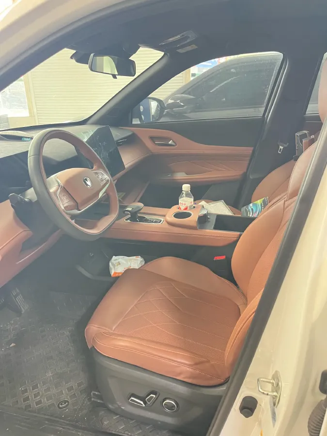 2024 ChangAn UNI-Z 1.5L 98HP L4 E-CVT PHEV 18.4KWH,autocango,china used car exporter,china ev exporter,chinese used car exporter,chinese used ev exporter