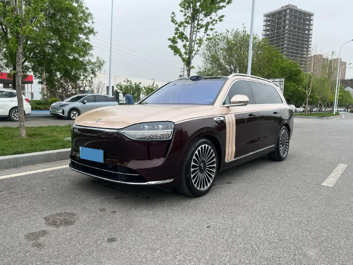 2025 AITO AITO M9 REEV 160HP REEV 52KWH,autocango,china used car exporter,china ev exporter,chinese used car exporter,chinese used ev exporter