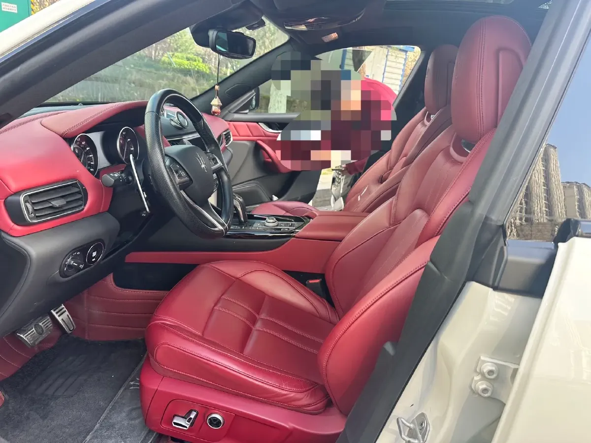 2021 Maserati Levante 3.0T 350HP V6 8AT,autocango,china used car exporter,china ev exporter,chinese used car exporter,chinese used ev exporter