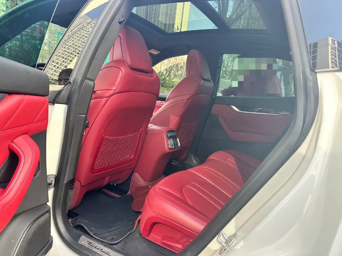 2021 Maserati Levante 3.0T 350HP V6 8AT,autocango,china used car exporter,china ev exporter,chinese used car exporter,chinese used ev exporter