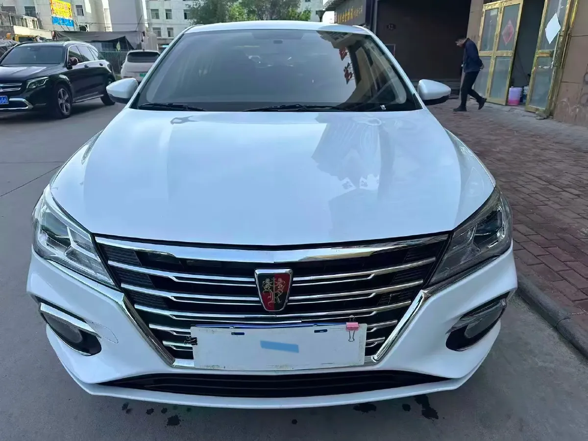 2020 Roewe i5 1.5L 120HP L4 CVT,autocango,china used car exporter,china ev exporter,chinese used car exporter,chinese used ev exporter