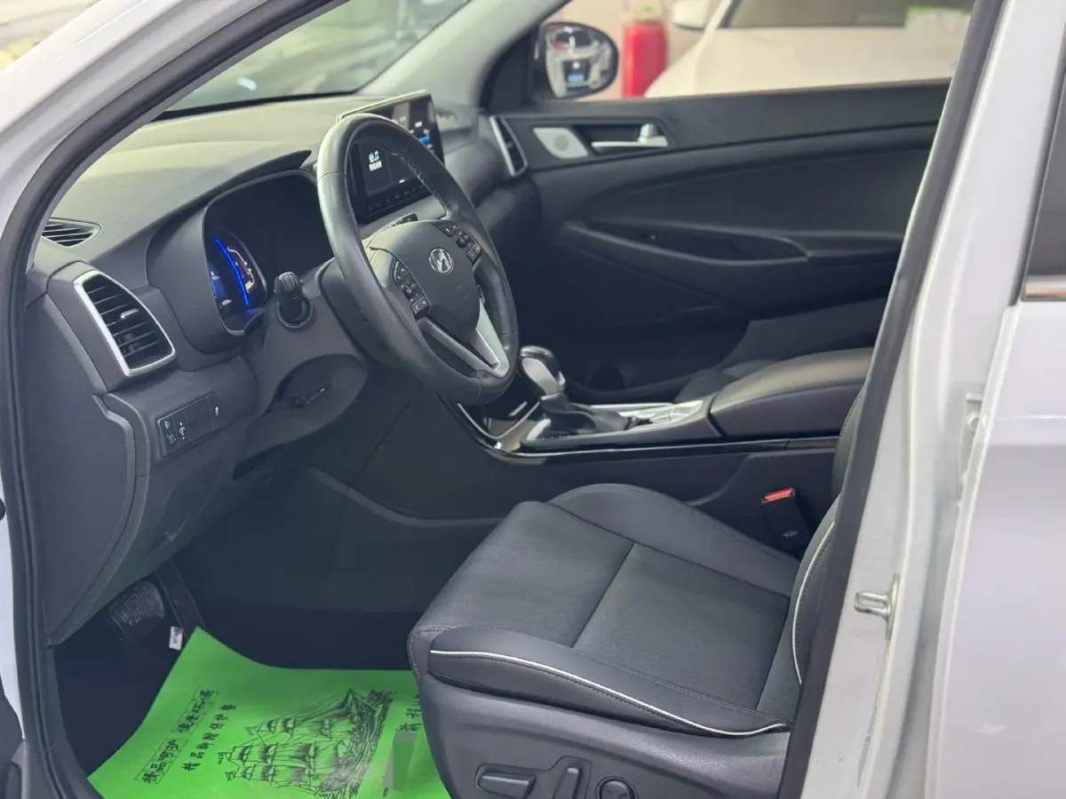 2019 Hyundai Tucson 1.6T 177HP L4 7DCT,autocango,china used car exporter,china ev exporter,chinese used car exporter,chinese used ev exporter