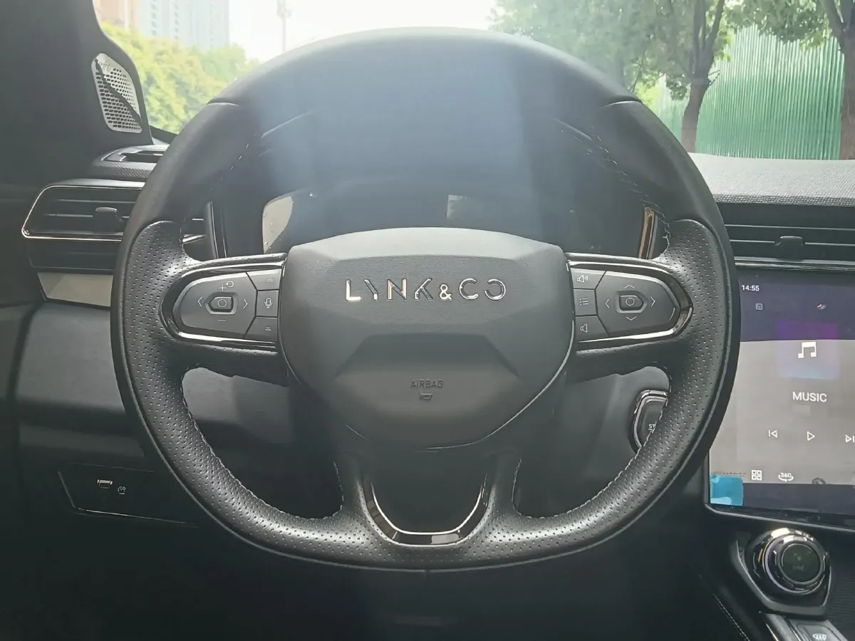 2021 LYNK&CO 01 2.0T 254HP L4 8AT,autocango,china used car exporter,china ev exporter,chinese used car exporter,chinese used ev exporter