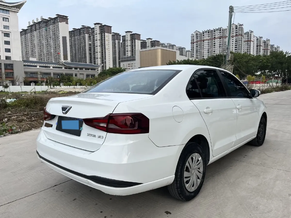 2021 Jetta VA3 1.5L 112HP L4 5MT,autocango,china used car exporter,china ev exporter,chinese used car exporter,chinese used ev exporter