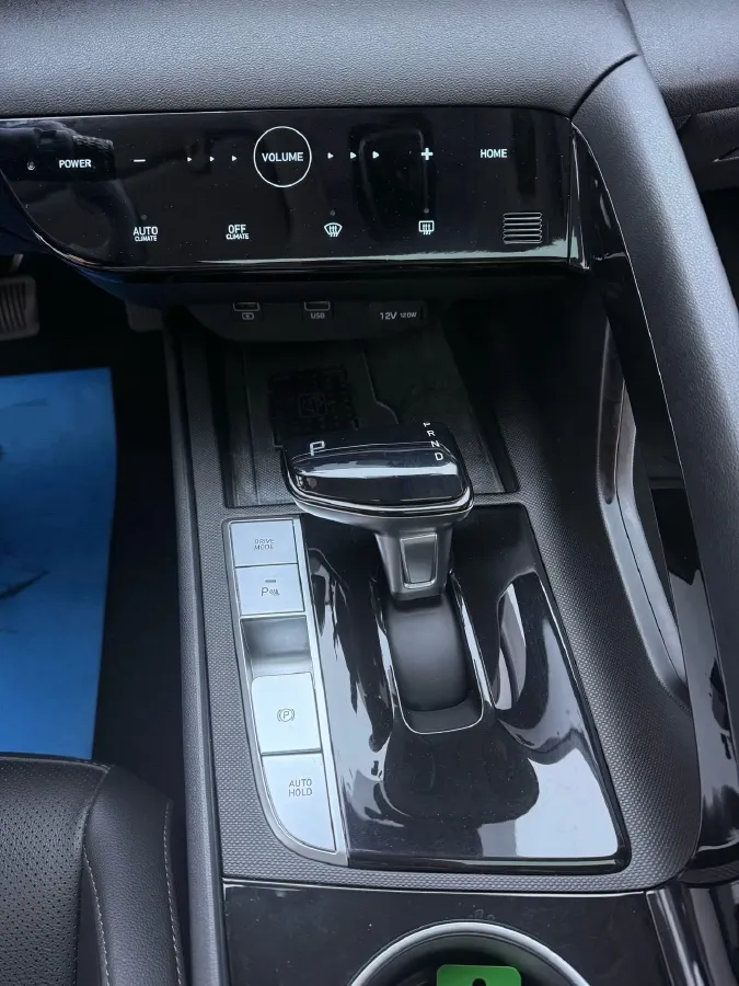 2022 Hyundai Elantra 1.5L 115HP L4 CVT,autocango,china used car exporter,china ev exporter,chinese used car exporter,chinese used ev exporter