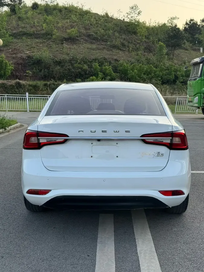 2019 Roewe i5 1.5L 120HP L4 CVT,autocango,china used car exporter,china ev exporter,chinese used car exporter,chinese used ev exporter