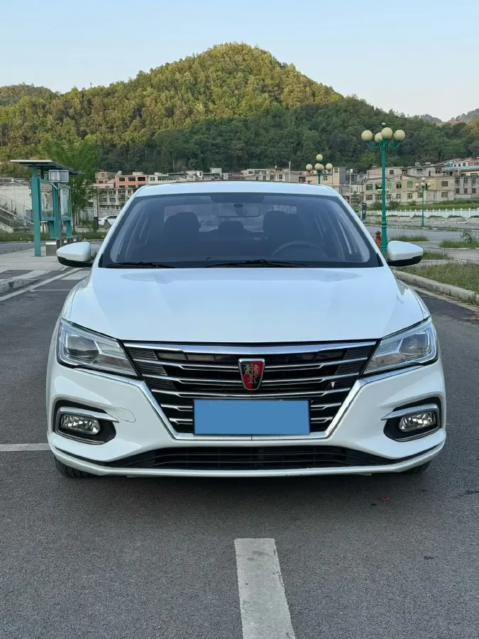 2019 Roewe i5 1.5L 120HP L4 CVT,autocango,china used car exporter,china ev exporter,chinese used car exporter,chinese used ev exporter