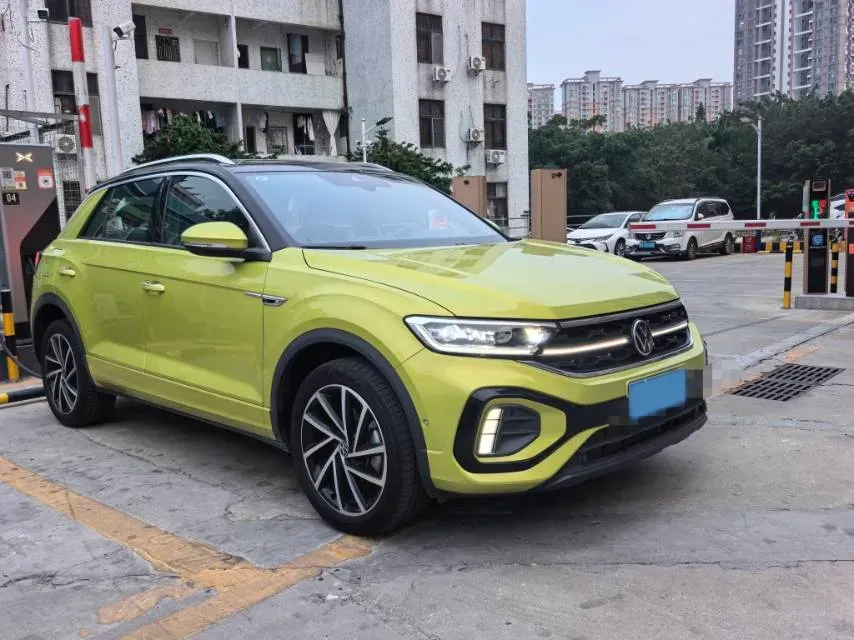2023 Volkswagen T-Roc 1.5T 160HP L4 7DCT,autocango,china used car exporter,china ev exporter,chinese used car exporter,chinese used ev exporter