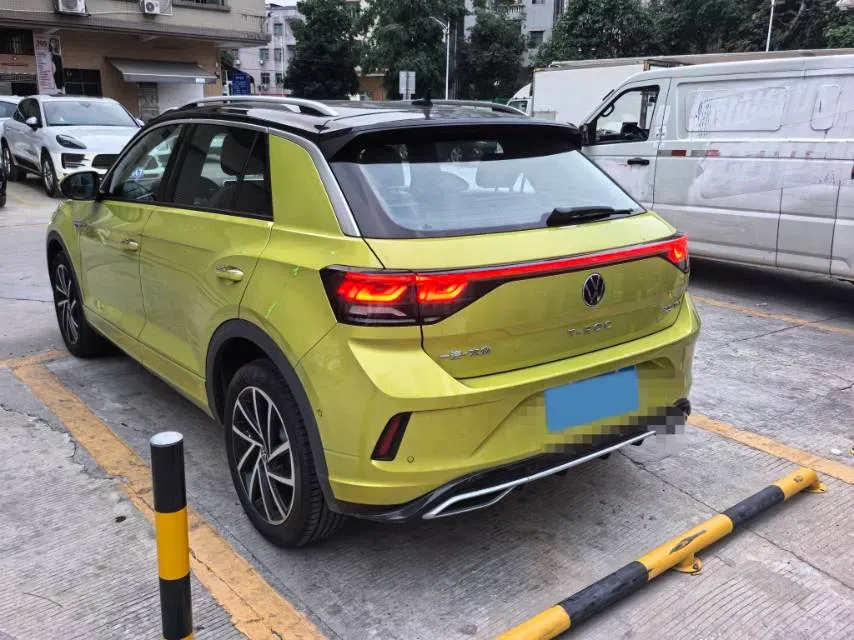 2023 Volkswagen T-Roc 1.5T 160HP L4 7DCT,autocango,china used car exporter,china ev exporter,chinese used car exporter,chinese used ev exporter
