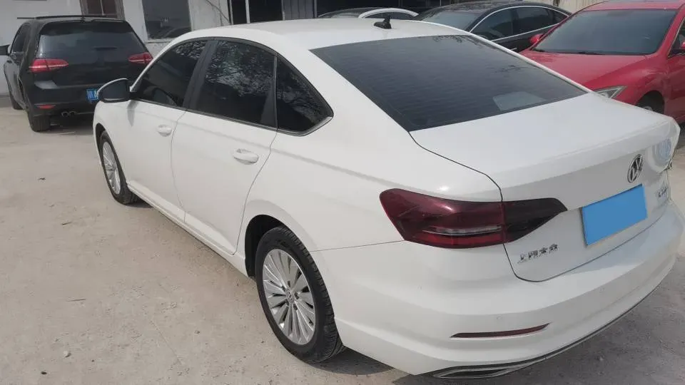 2021 Volkswagen Lavida 1.5L 113HP L4 6AT,autocango,china used car exporter,china ev exporter,chinese used car exporter,chinese used ev exporter