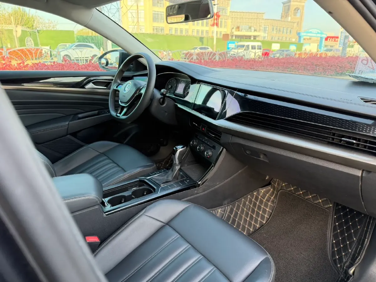 2020 Volkswagen Passat 1.4T 150HP L4 7DCT,autocango,china used car exporter,china ev exporter,chinese used car exporter,chinese used ev exporter