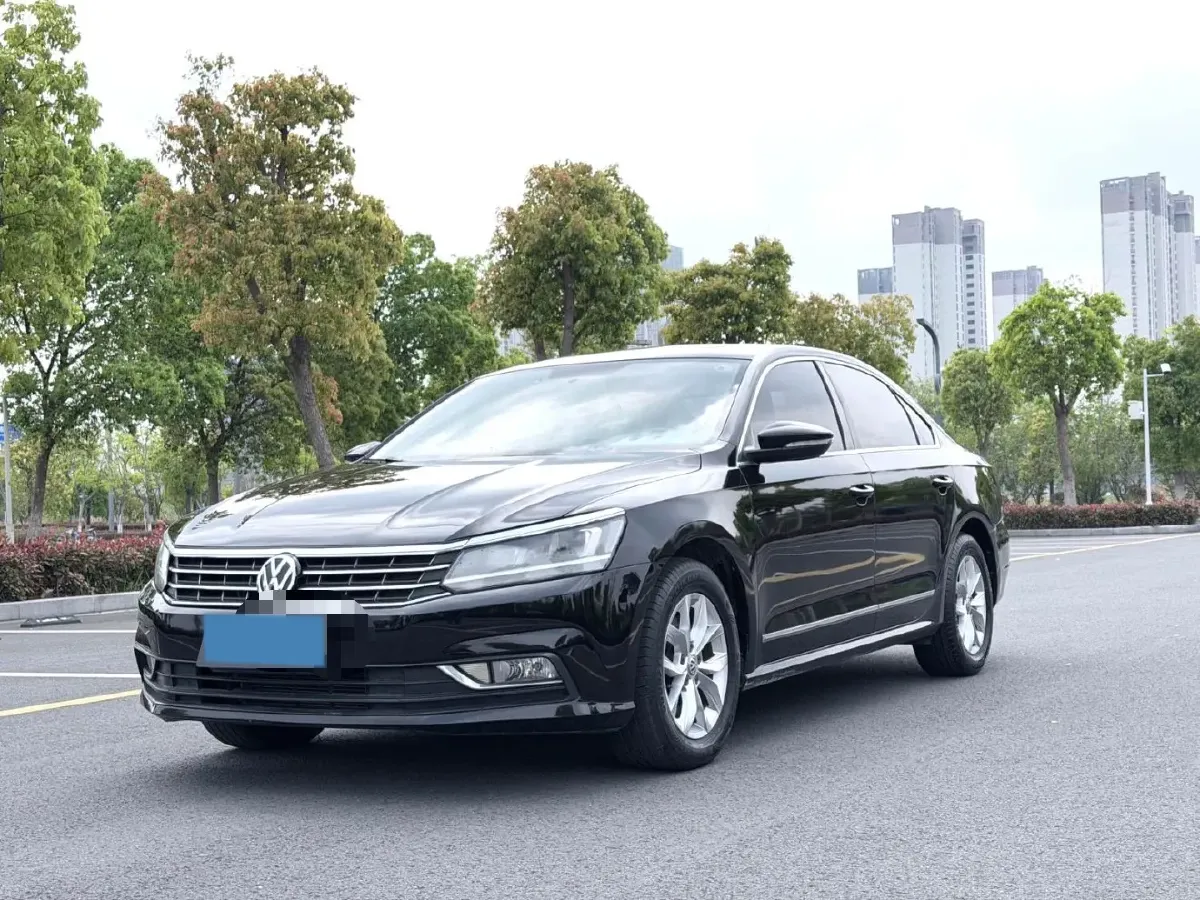 2017 Volkswagen Passat 1.8T 180HP L4 7DCT,autocango,china used car exporter,china ev exporter,chinese used car exporter,chinese used ev exporter