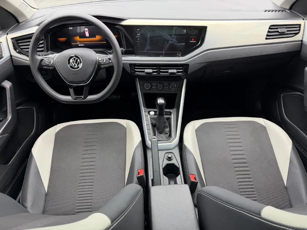 2023 Volkswagen Polo 1.5L 113HP L4 6AT,autocango,china used car exporter,china ev exporter,chinese used car exporter,chinese used ev exporter