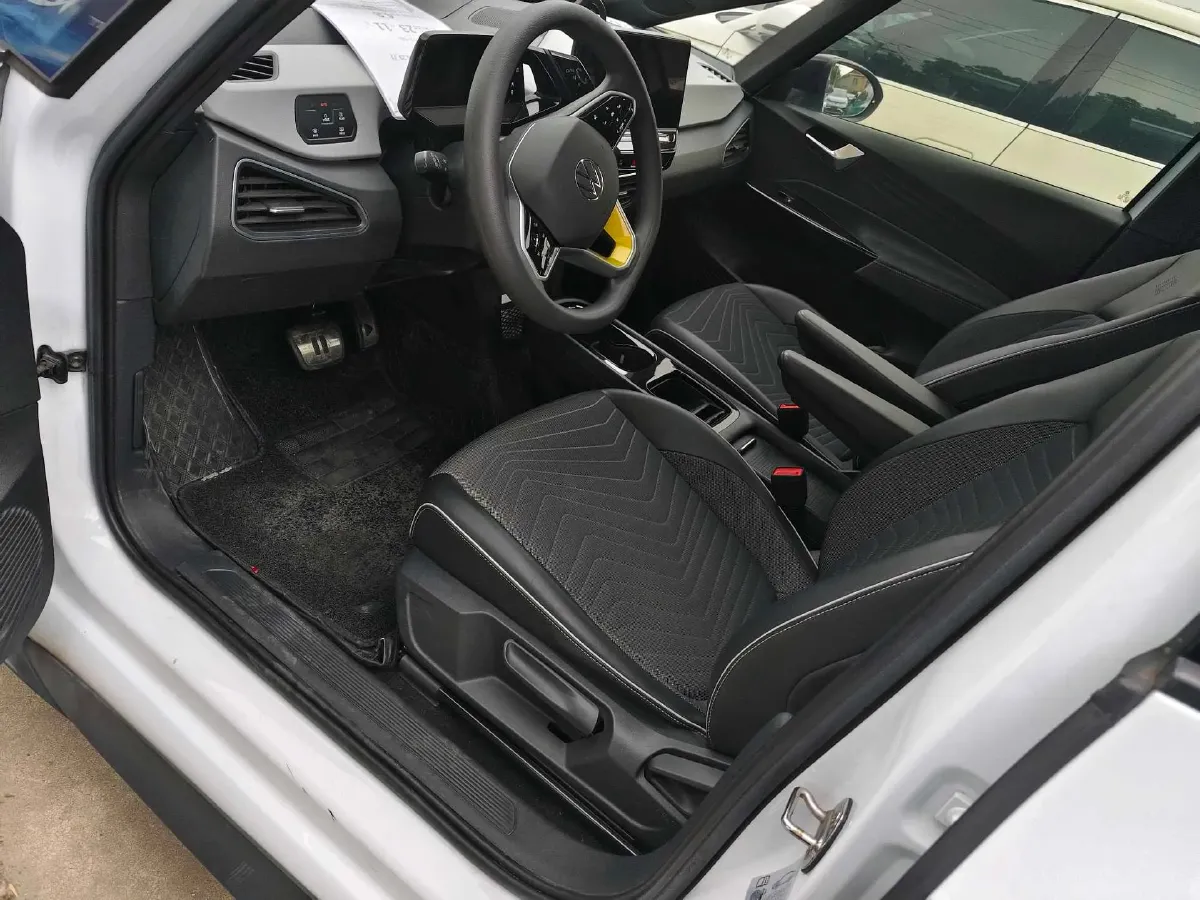 2023 Volkswagen ID.3 BEV 52.8KWH,autocango,china used car exporter,china ev exporter,chinese used car exporter,chinese used ev exporter