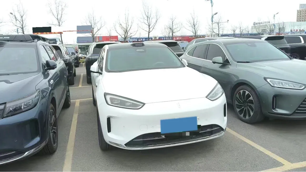 2025 AITO AITO M5 1.5T 152HP L4 REEV 42KWH,autocango,china used car exporter,china ev exporter,chinese used car exporter,chinese used ev exporter