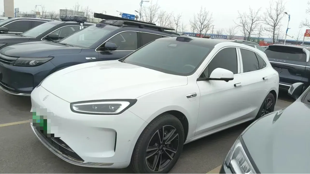 2025 AITO AITO M5 1.5T 152HP L4 REEV 42KWH,autocango,china used car exporter,china ev exporter,chinese used car exporter,chinese used ev exporter