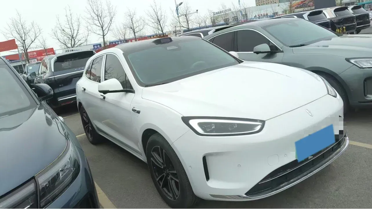 2025 AITO AITO M5 1.5T 152HP L4 REEV 42KWH,autocango,china used car exporter,china ev exporter,chinese used car exporter,chinese used ev exporter