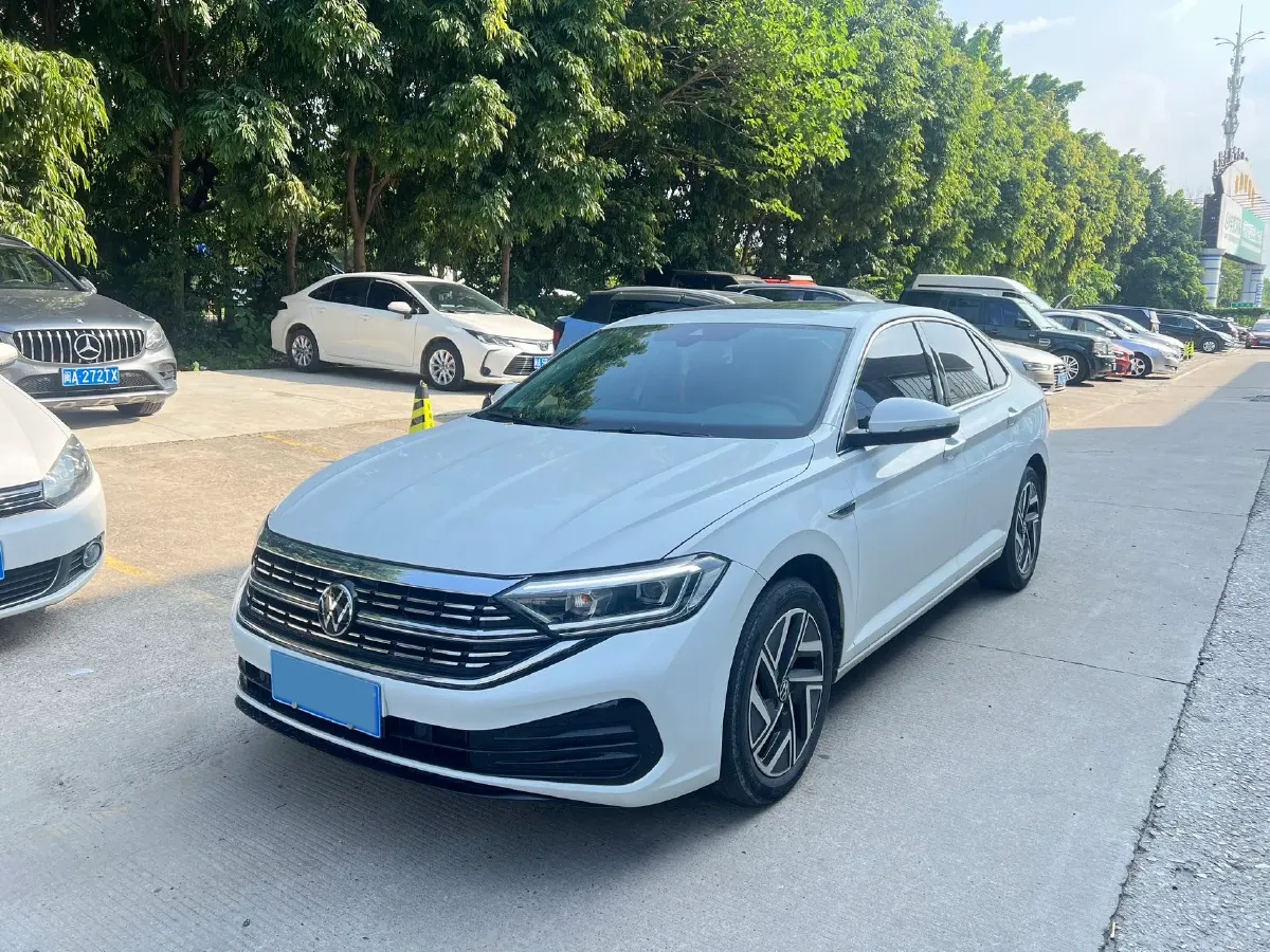 2024 Volkswagen Sagitar 1.5T 160HP L4 7DCT,autocango,china used car exporter,china ev exporter,chinese used car exporter,chinese used ev exporter